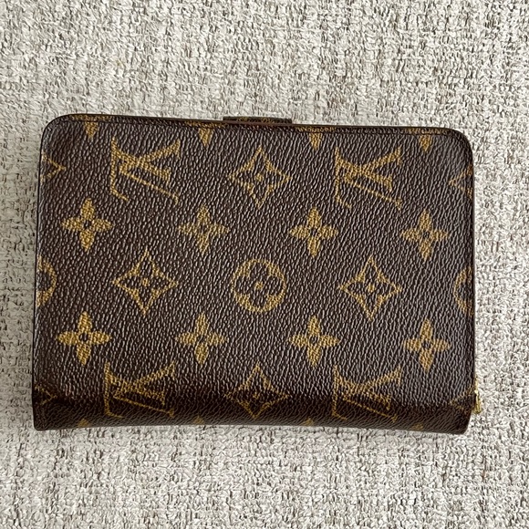 SP0073 Louis Vuitton Monogram Porte Papier Zipper Wallet - Picture 2 of 15